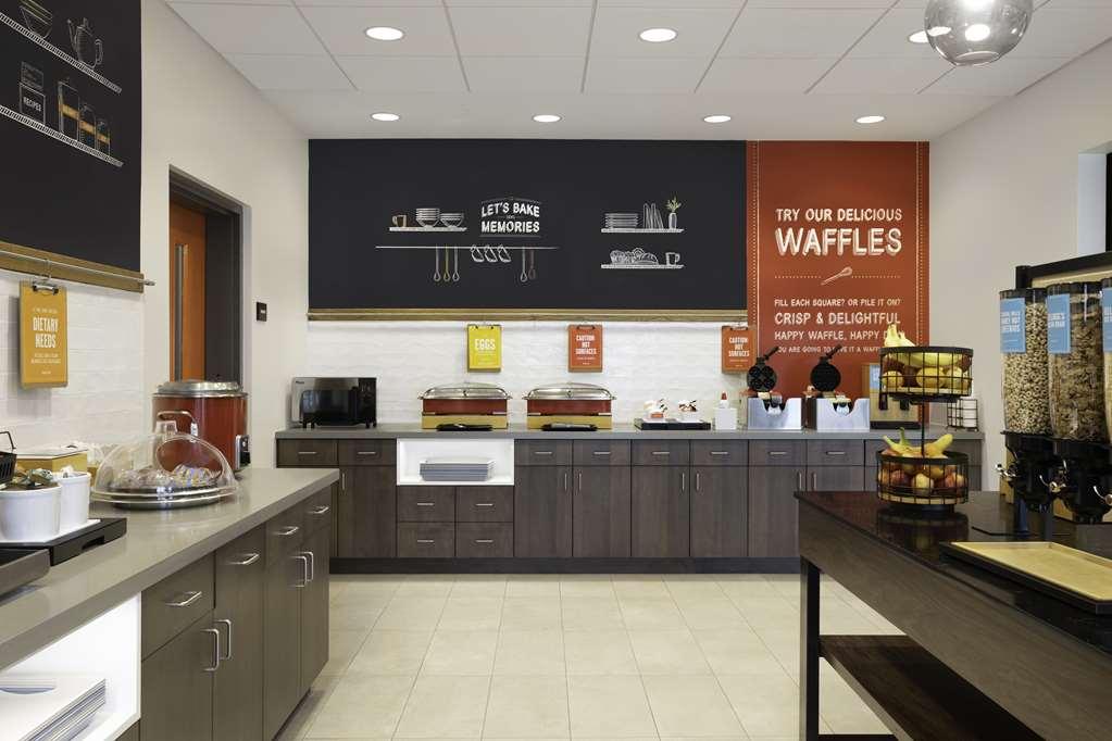 Hampton Inn Midland, On Restaurant photo